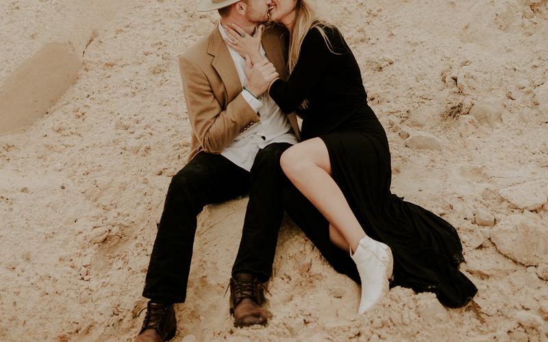 in love, self love, dating teaching, self worth, emotional healing, self growth, relationship advice, self care, modern romance